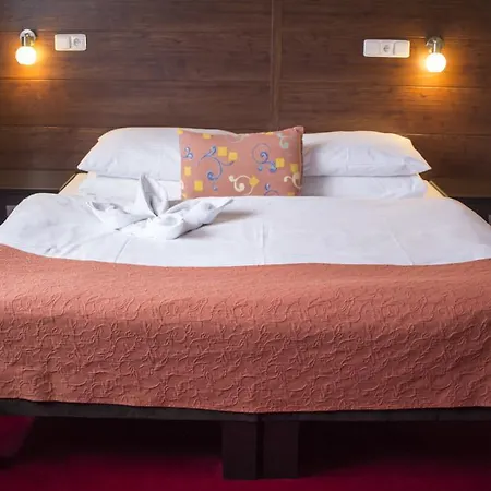 Slavie Hotel